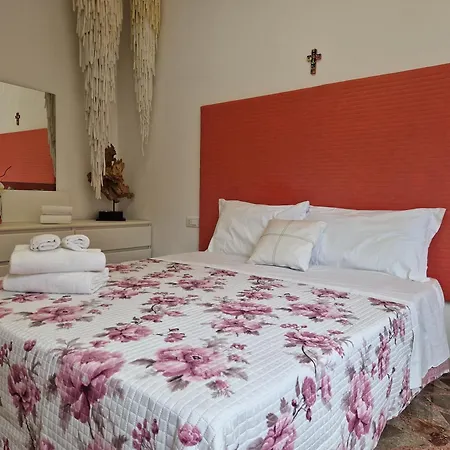 Domus Divina & Domus Elegans Fronte Mare By Gessicaholiday Apartamento Monopoli