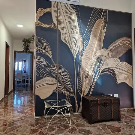 Apartment Domus Divina & Domus Elegans Fronte Mare *