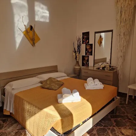 Apartment Domus Divina & Domus Elegans Fronte Mare