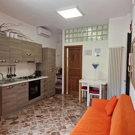 Domus Divina & Domus Elegans Fronte Mare * 莫诺波利